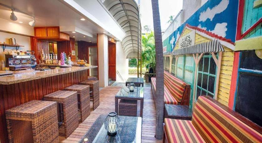 ดิ เอ็คควอส Hotel โฮโนลูลู ภายนอก รูปภาพ