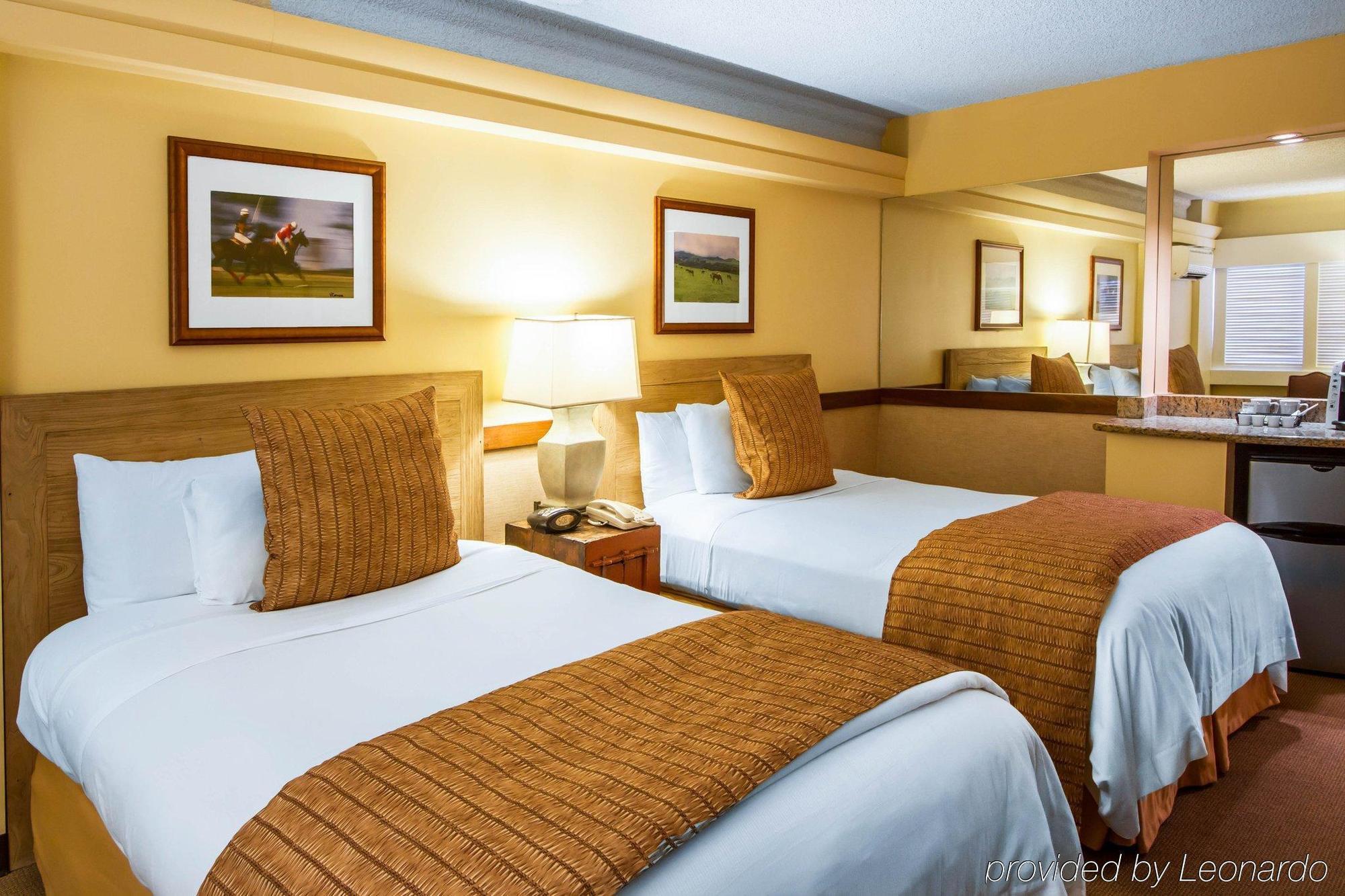 ดิ เอ็คควอส Hotel โฮโนลูลู ภายนอก รูปภาพ